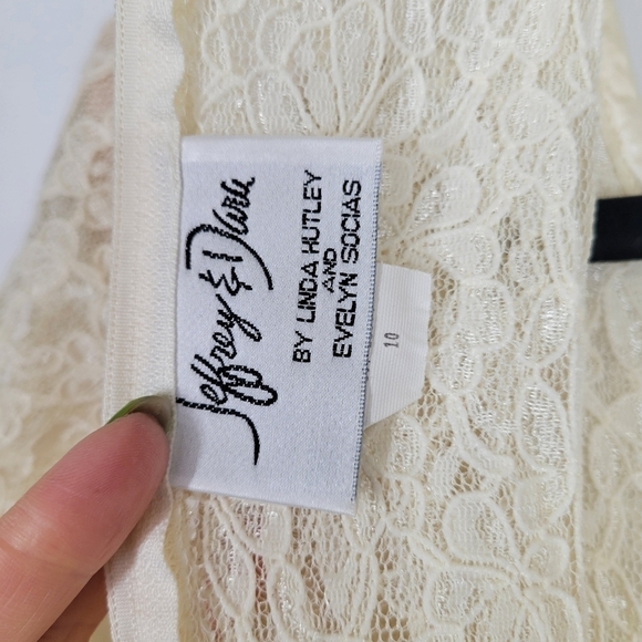 Vtg Cream Lace Midi Dress Cottagecore Boho Short Sleeve Romantic Wedding Size 10 - Picture 6 of 17